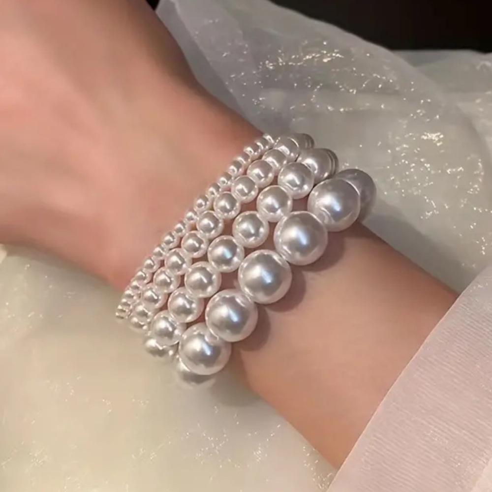 French Retro Simple Pearl Stretch Bracelet Luxury Bracelet - Elegant - NEW - Picture 2 of 4